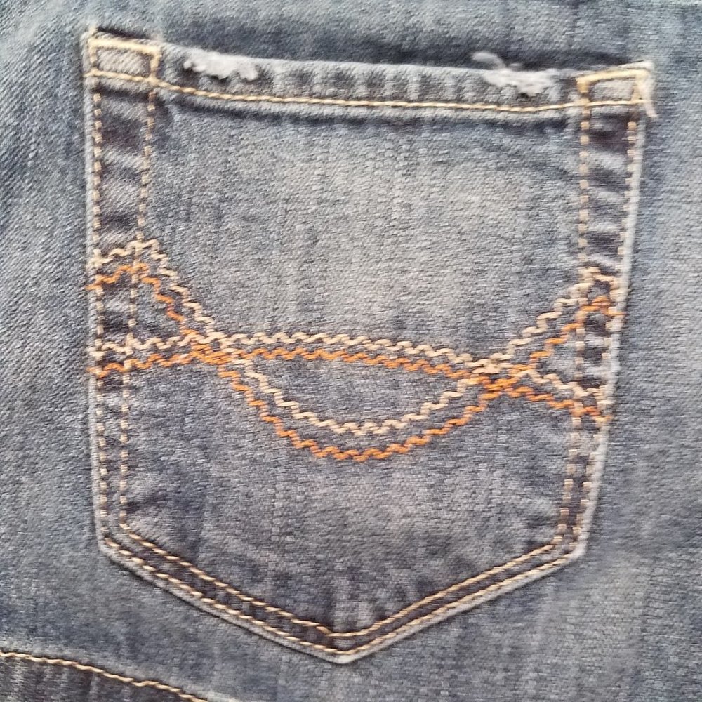 Mossimo - Picture 3 of 11